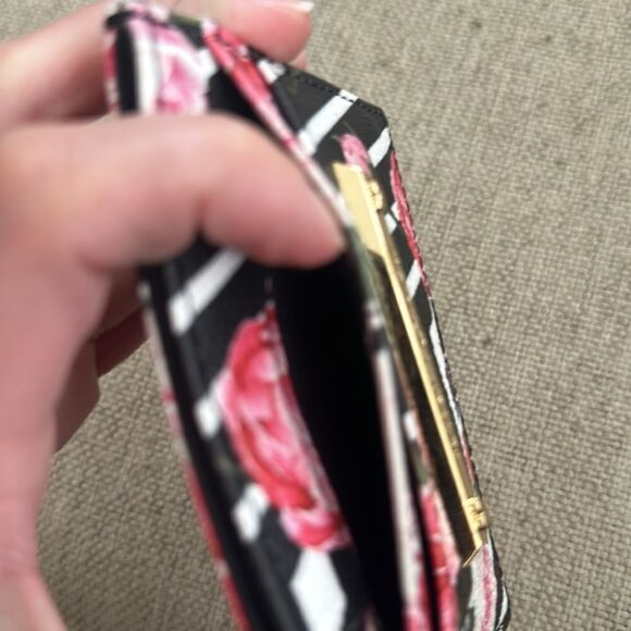 Betsy Johnson Keychain Card Holder Wallet - Picture 5 of 5